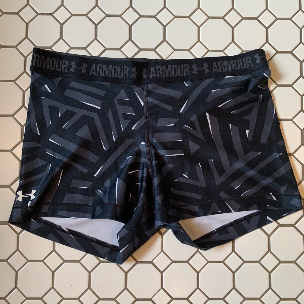 UA Under Armour 4” Compression Shorts, Size XL
